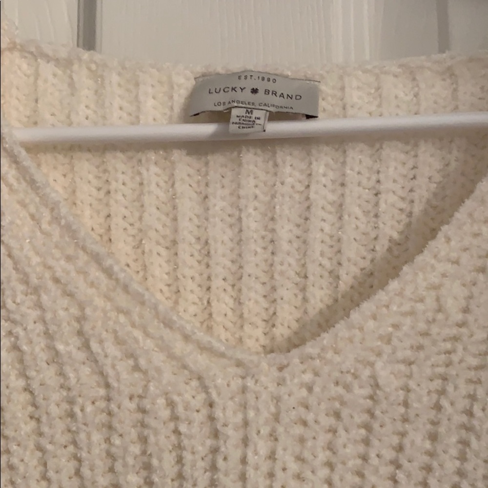 Lucky brand sweater - Picture 2 of 2